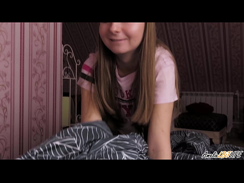 ❤️ Blondinka globoko sesa svojega prijatelja in dobi spermo v usta Pravi pornič pri nas ️❤